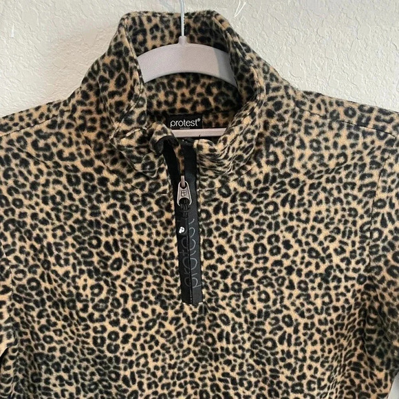 Protest New Fleece Sweater Extra Small Animal Print 1/4 Zip Long Sleeve Warm - Picture 4 of 8